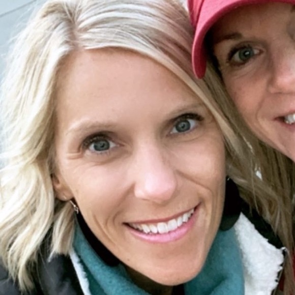 Meet your Posher, Andrea - Picture 1 of 1